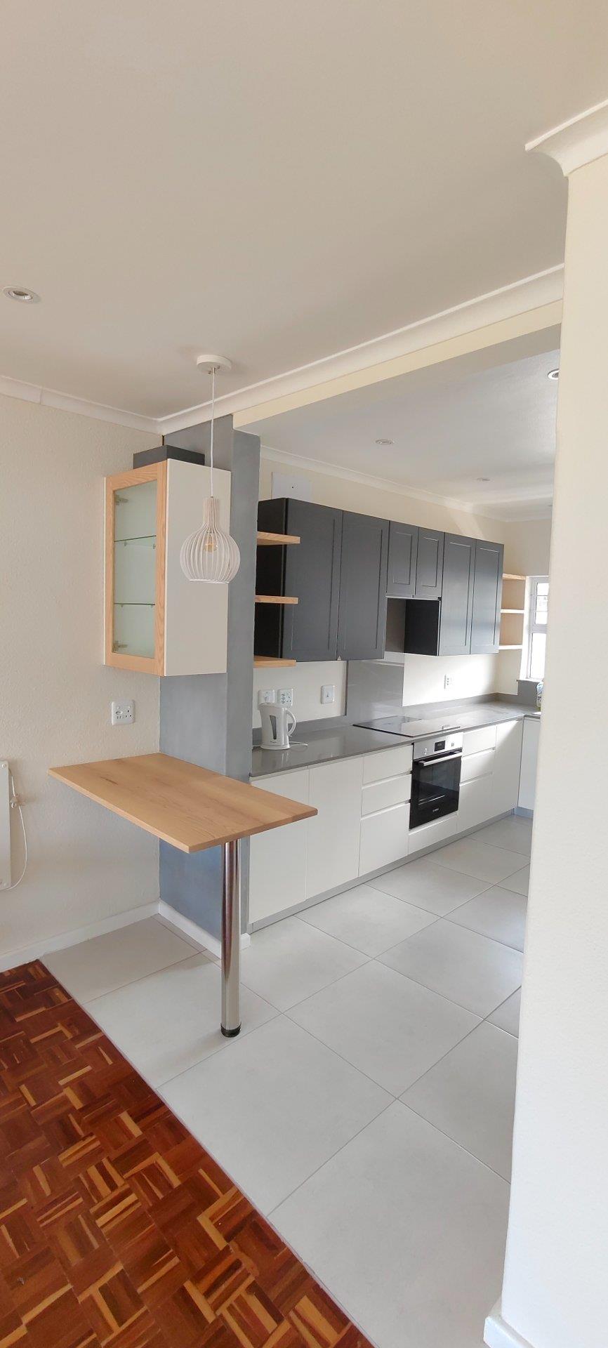 2 Bedroom Property for Sale in Kenilworth Western Cape